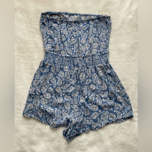 Forever 21 Blue and White Paisley Romper - Picture 4 of 4